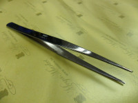Пинцет гладкий
